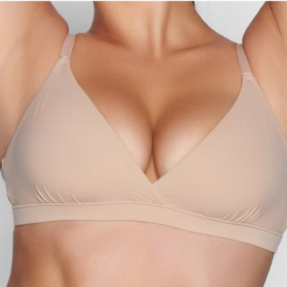 SKIMS Tan Seamless Bras Intimates Size L - Picture 2 of 5